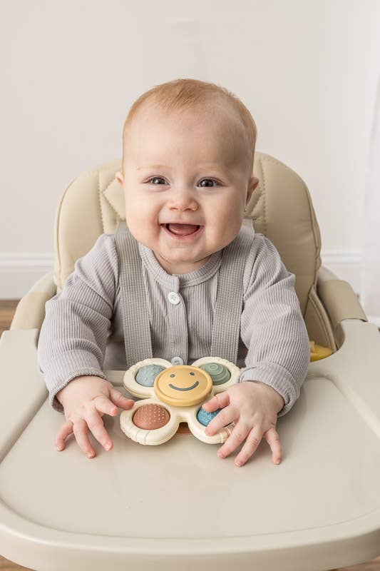 Itzy Ritzy - Itzy Pop & Whirl™ - Bath + Travel Toy: Smile