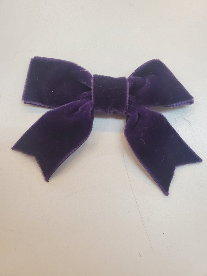 Mini Velvet Bowtie Bow w/ Fancy Tails